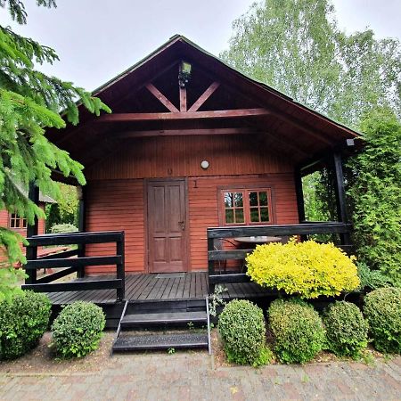 Domki U Robsona Świerzno Exteriér fotografie